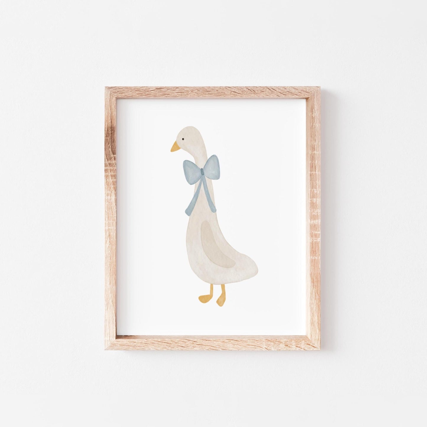 Handgezeichnete Aquarell-Postkarte mit einer Gans, die eine blaue Schleife trägt – perfekt für Geburtstags- oder Dankeskarten