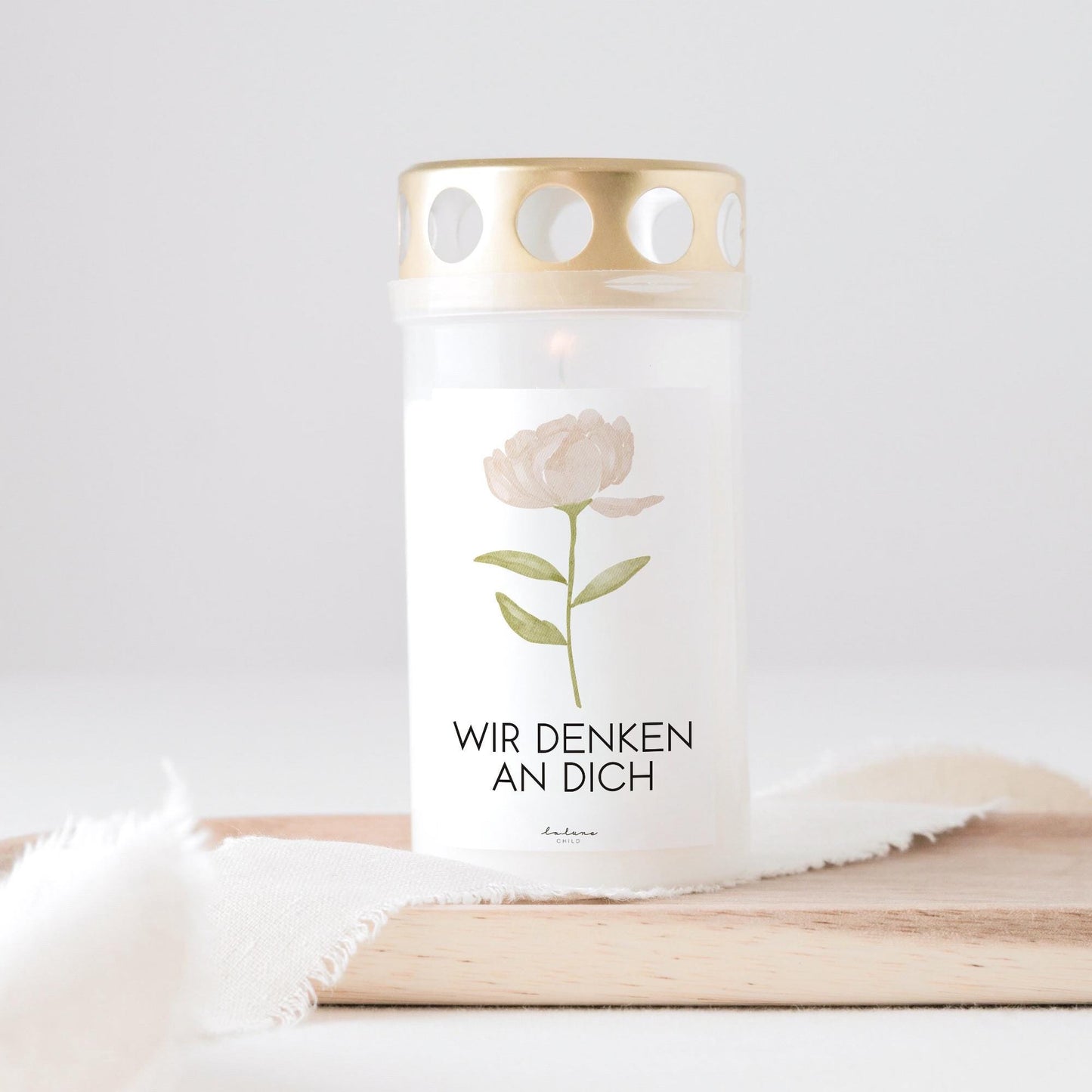 Grabkerze Pfingstrosen mit Spruch "Wir denken an dich"